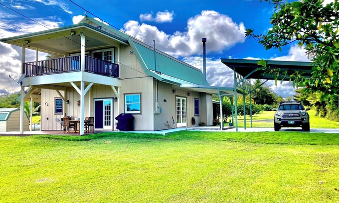 Pahoa Casa | Ocean View Estate with private hiking trail and volcanically heated hot tubs.