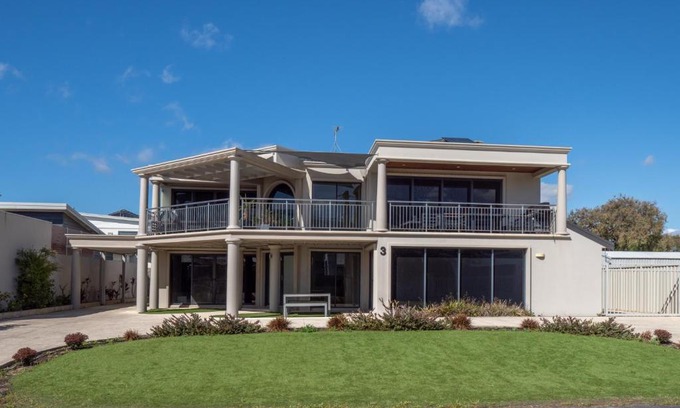 Geographe Apartamento | Ocean View Executive Apartment 2