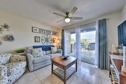 Fernandina Beach Apartamento | Ocean-View Fernandina Condo with Pool, Beach Access!