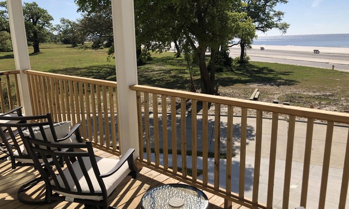 Long Beach Casa | WAIT..WHAT..that ocean view from EVERY room? Welcome to The Beach House! 3bd/3ba