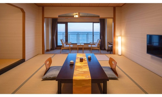 Hakodate Hotel | Ocean view Japanesestyle room on the upper floo / Hakodate Hokkaidō