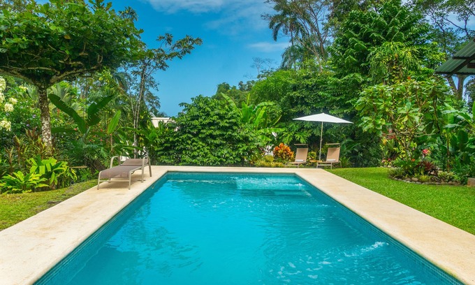 Punta Uva Villa | A 300 m de la playa, propiedad de lujo con vista al mar y piscina en la selva.