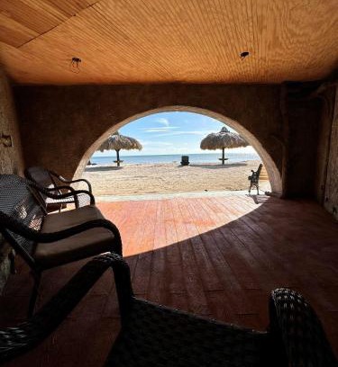 Long Beach Estates Apartamento | Ocean View Room at Barnacle Resort