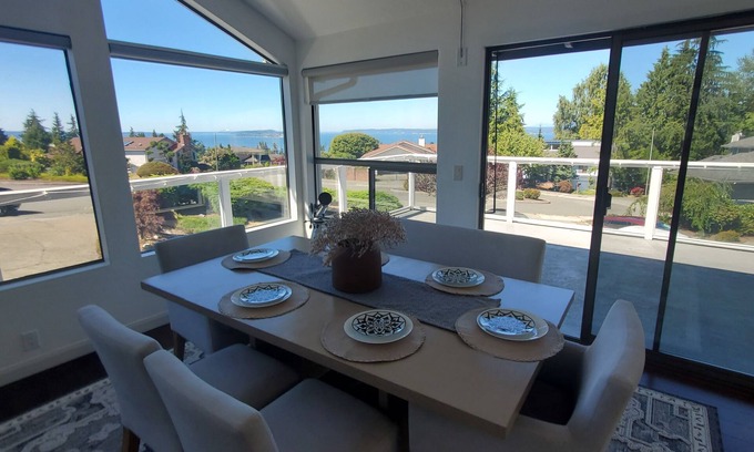 Boulevard Bluffs Casa | Ocean view vacation home