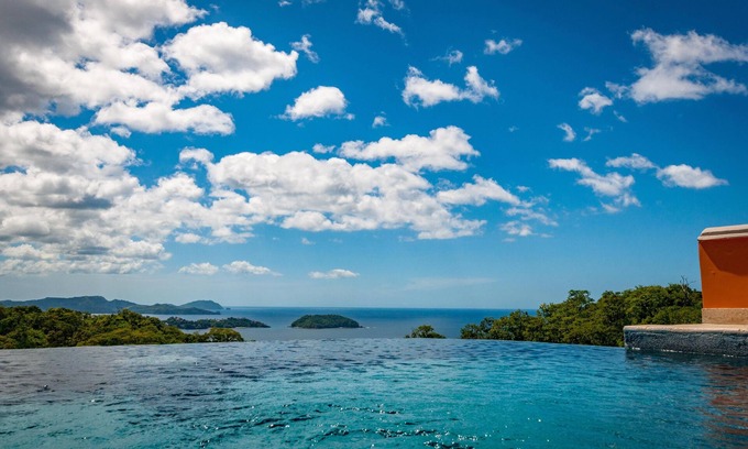 Potrero Casa | Ocean-view Villa Above Potrero Overlooking two Bays