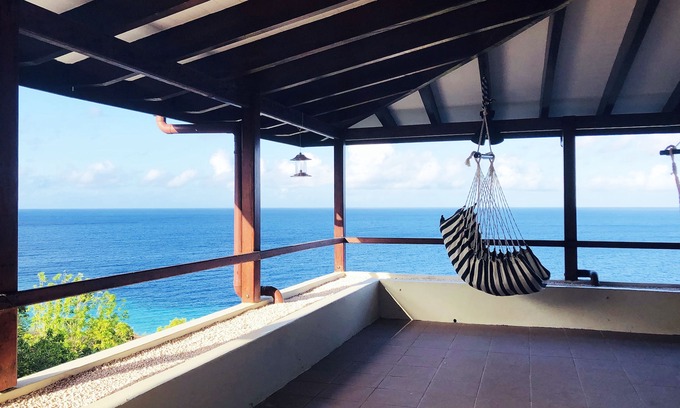 Bisento Casa | Villa con vista al mar en una comunidad cerrada y tranquila junto a la playa de Cas Abao.