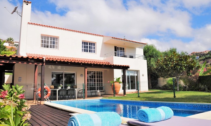 Garajau Casa | Ocean-View Villa ★ Private Pool and Garden
