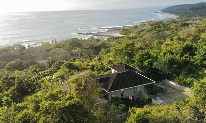 Malpaís Casa | 5 Bed Ocean View House de lujo moderno con Infinity Pool