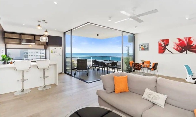 Palm Beach Apartamento | Ocean Views and Pet-Friendly!