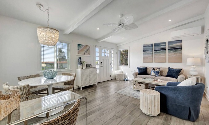 Laguna Beach Cabaña | Ocean Views! Detached Villa by Victoria Beach