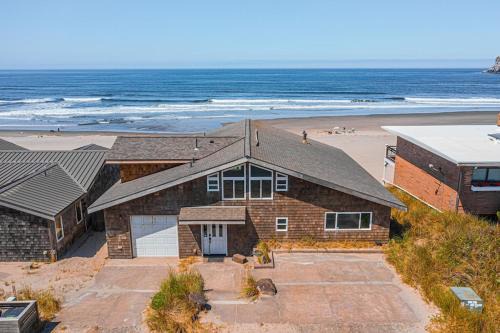 Kiwanda Shores Casa | Ocean Views for days.