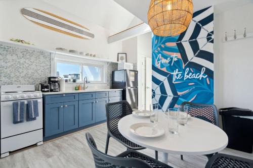 Hampton Apartamento | Ocean Views Newly Renovated Private Balcony
