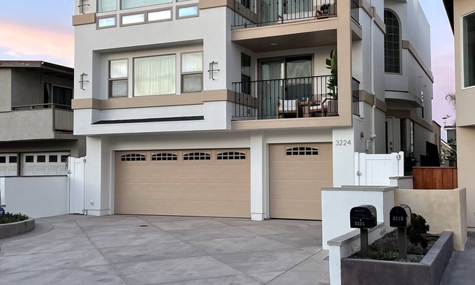 Hollywood Casa | OCEAN VIEWS