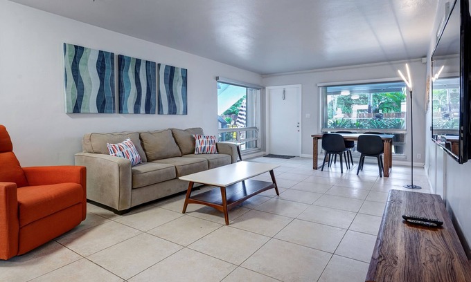 Deerfield Beach Hotel | Ocean Villas of Deerfield
