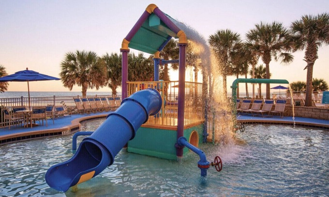 Brush - Stewarts Complejo | Ocean Walk 1 BR DELUXE, Sleeps 4, Next to Bandshell, Pier, Ocean Walk Village!