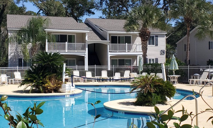 Demere Park Condominio | Ocean Walk 1Bd/1Ba Condo Close to the Village Pier Area