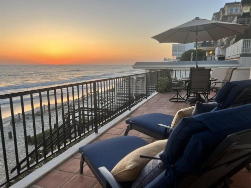 Carlsbad Village Apartamento | Oceanfront 2BR Condo, Private Beach & Patio, Rare Find