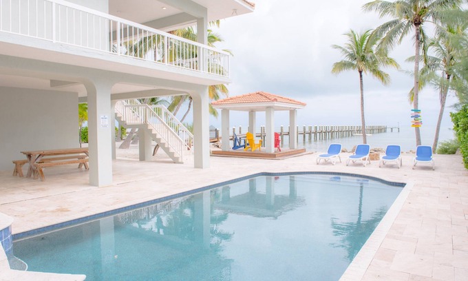 Lower Matecumbe Key Casa | Oceanfront 3 bedroom with dock