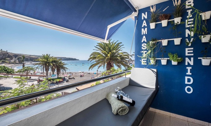 Playa San Juan Apartamento | Hermoso apartamento en la playa "SPR Playa San Juan" en primera linea, con terraza y Wi-Fi, estacionamiento disponible.