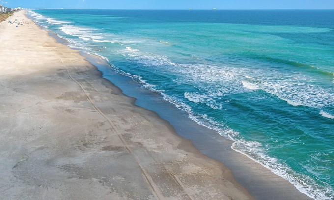 Indialantic Casa | Oceanfront Beach House, Heated Pool, New Listing