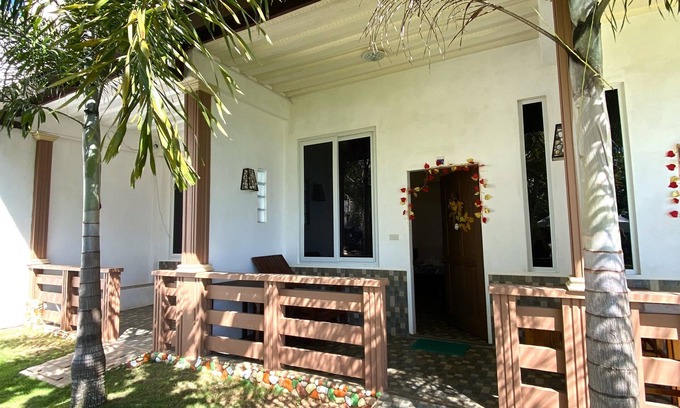 Lazi Complejo | Oceanfront Beach Resort