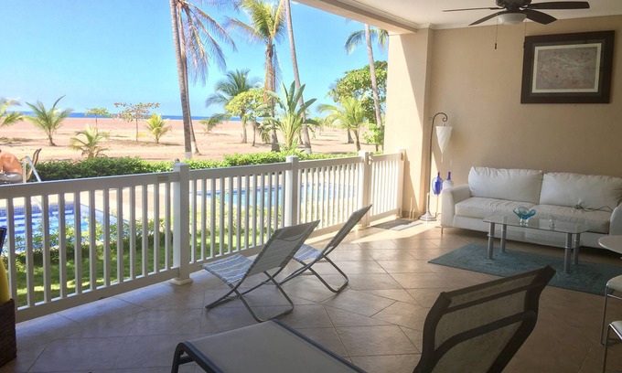 Barrio Los Faroles Condominio | Alquiler de condo frente al mar frente al mar Jacó Beach Playa Jacó, costa rica