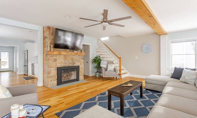 West Haven Casa | Oceanfront Bliss Beach Retreat on Long Island Sound