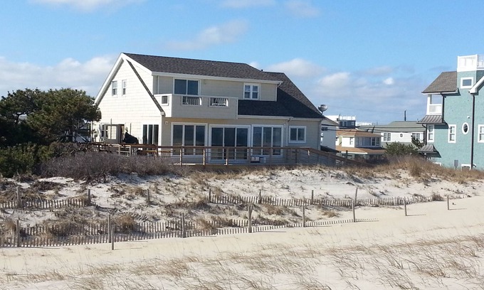 North Beach Haven Casa | Frente al mar Brant Beach 75 pies en el agua con increíble Vista panorámica del océano