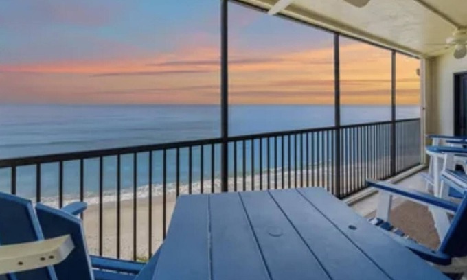 Floridana Beach Condominio | Oceanfront condo with private beach, pool and tennis court, elevator.