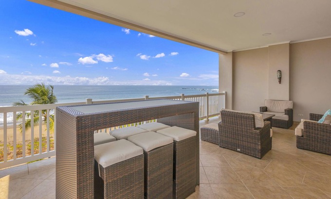 Cerro Plano Condominio | Condominio frente al mar Jacó Costa Rica # 604