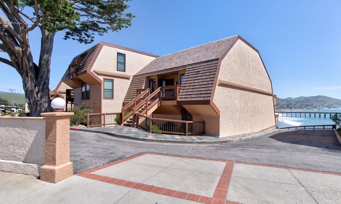 Cayucos Condominio | Condominio frente al mar con vistas al muelle