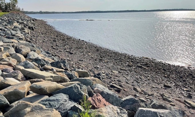 Tatamagouche Cabaña | Oceanfront Cozy 2 bed Cottage in Brule Shore, pet friendly, firepit,