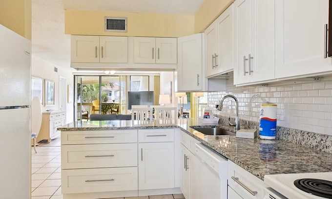 Butler Beach Apartamento | Oceanfront Hibiscus D203 St Aug Free Tix