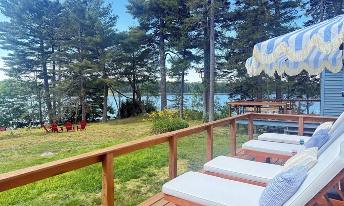 Gouldsboro Casa | Oceanfront Home on Secluded 11 Acres
