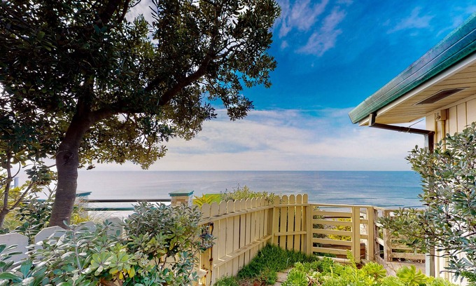 La Selva Beach Casa | Oceanfront home on a hill with great beach & Monterey Bay views - dog-friendly