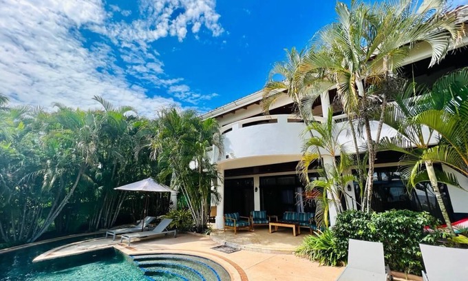 Playa Negra Casa | Oceanfront Home/Very Relaxing / Private Access to the Beach!