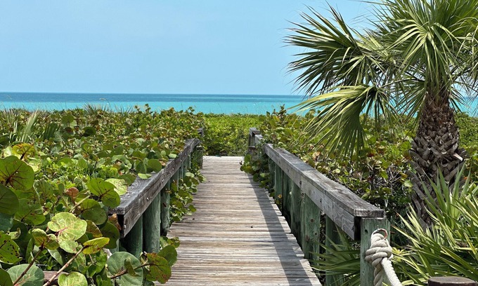 Vero Beach Casa | Casa frente al mar. Caminar a la ciudad