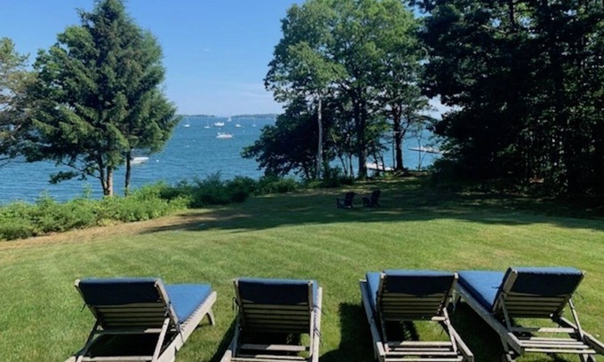 Falmouth Foreside Casa | Oceanfront Home With Private Beach