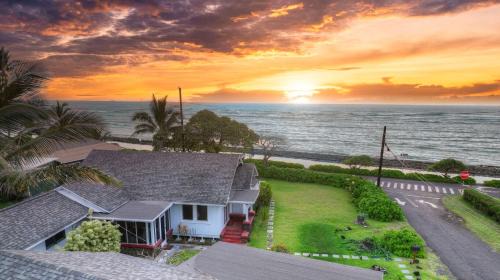 Kapaa Casa | OceanFront Kauai - Harmony TVNC 4247
