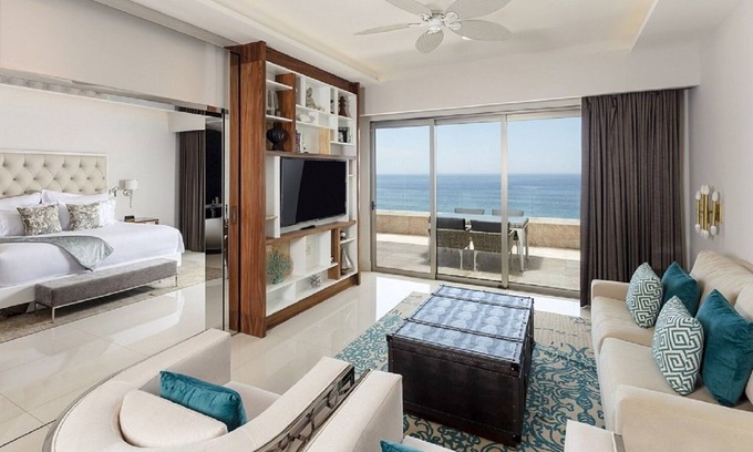 San José del Cabo Complejo | Oceanfront Luxury: 2 Bedroom Suite with Resort Amenities