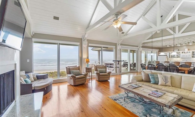 Indian Beach Casa | Oceanfront modern 4BR home with stunning views