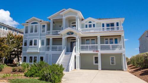 Carolina Dunes Casa | OCEANFRONT, Ocean Views, Pool, ELEV, H Tub, Dogs Welcome, CD1, A Great Place