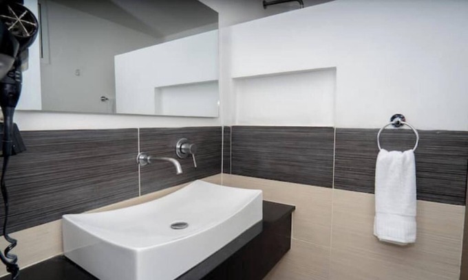 Samana Villa | Oceanfront paradise, sun-beach