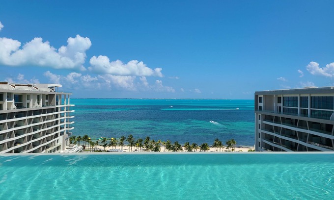 Centro de Cancún Complejo | Oceanfront Penthouse in Cancun – Spend Christmas in Paradise!