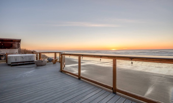 South Beach Casa | Oceanfront, Pet Friendly, Hot Tub, Amazing Views from the 600 Sq Ft Deck!