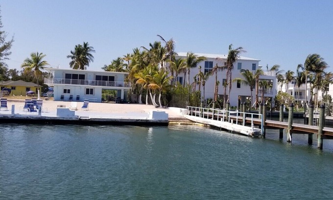 Islamorada Cabaña | RELÁJESE en su cabaña privada frente al mar!