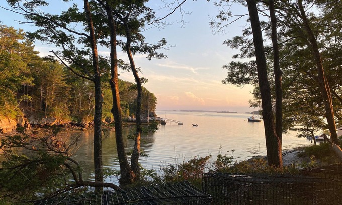 Harpswell Center Cabaña | Oceanfront Property