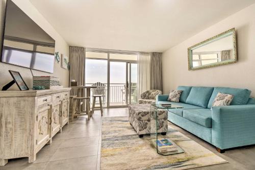 Crescent Beach Apartamento | Oceanfront Resort Condo in North Myrtle Beach