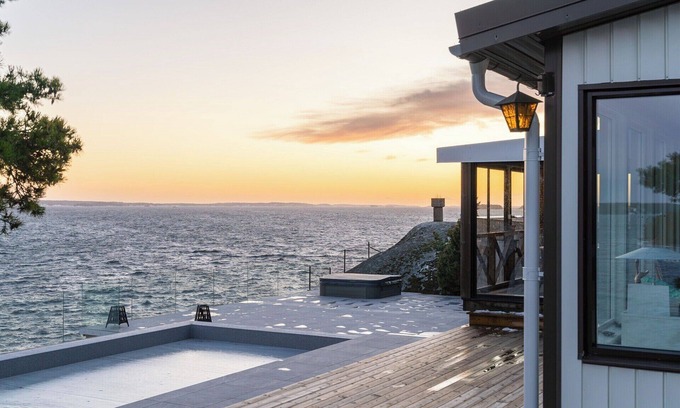 Varmdo Casa | Oceanfront Retreat - Heated Pool, Sauna, Jacuzzi