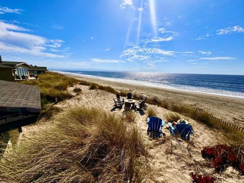 Watsonville Casa | Oceanfront Retreat on Pajaro Dunes Beach